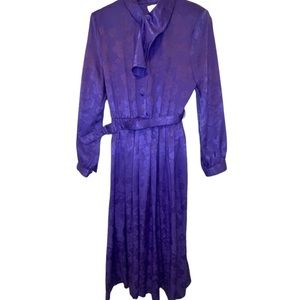 Vintage Victoria Morgan Purple Silky Satin Long Sleeve Belted Maxi Dress Size 8